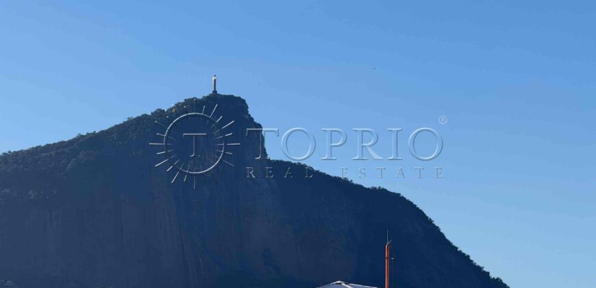Cobertura Duplex à Venda no Leblon com 385 m², Piscina e Vista Panorâmica para o Mar
