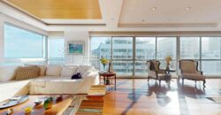 Cobertura Duplex à Venda no Leblon com 385 m², Piscina e Vista Panorâmica para o Mar