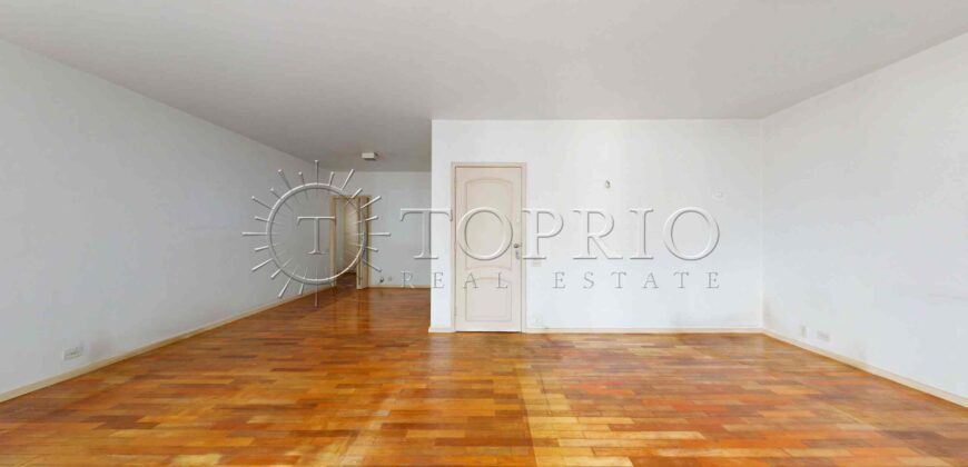 Apartamento de Luxo à Venda no Leblon com 150 m² e Vista Lateral para o Mar