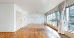 Apartamento de Luxo à Venda no Leblon com 150 m² e Vista Lateral para o Mar