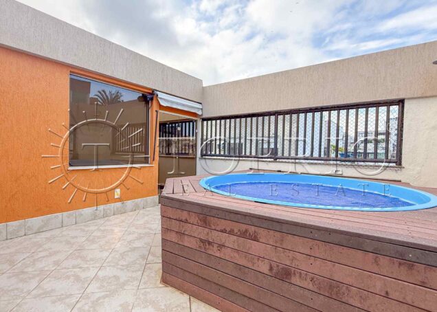 Cobertura à Venda no Leblon com 153 m², Piscina Privativa e 2 Vagas