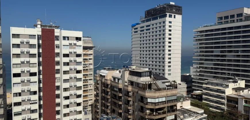 Apartamento à Venda em Ipanema com 76 m², Vista para o Cristo Redentor e Lazer Completo