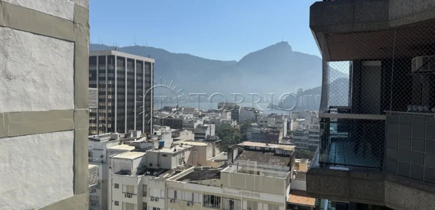 Apartamento à Venda em Ipanema com 76 m², Vista para o Cristo Redentor e Lazer Completo
