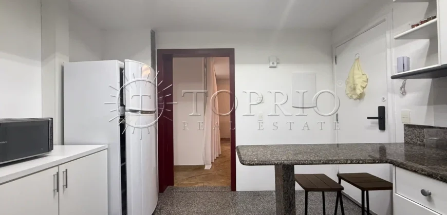 Apartamento à Venda em Ipanema com 180 m² e Vista Panorâmica para o Mar