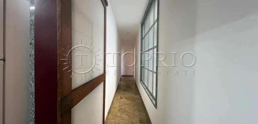 Apartamento à Venda em Ipanema com 180 m² e Vista Panorâmica para o Mar