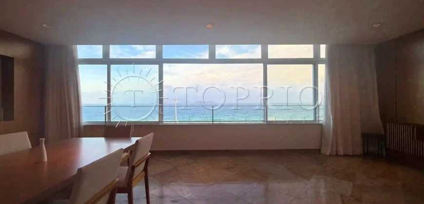 Apartamento à Venda em Ipanema com 180 m² e Vista Panorâmica para o Mar