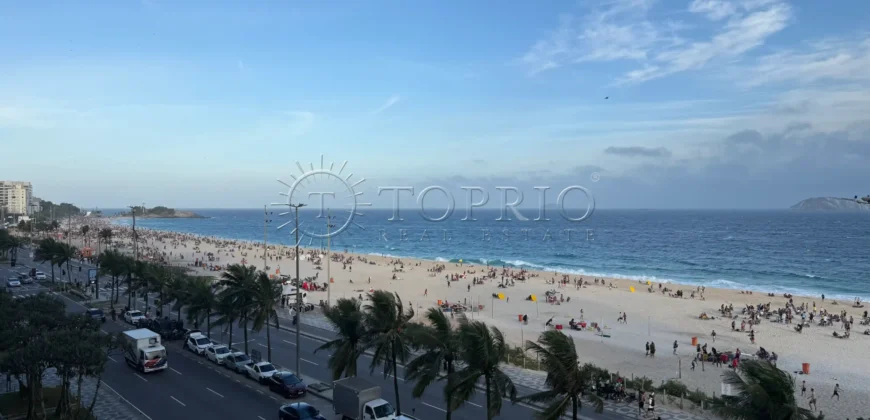 Apartamento à Venda em Ipanema com 180 m² e Vista Panorâmica para o Mar