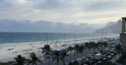 Apartamento à Venda em Ipanema com 180 m² e Vista Panorâmica para o Mar
