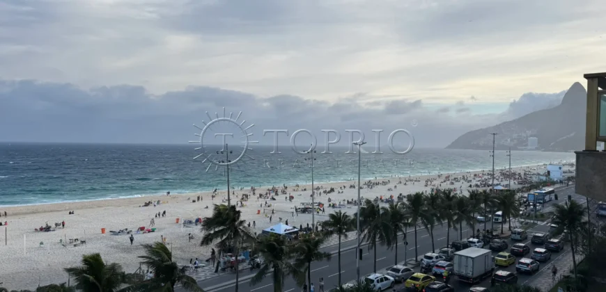 Apartamento à Venda em Ipanema com 180 m² e Vista Panorâmica para o Mar