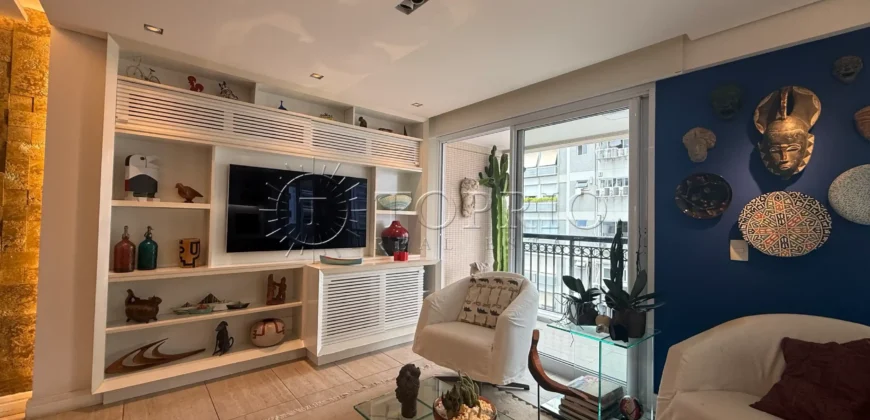 Apartamento à Venda em Ipanema com 86 m², Reformado, 2 Suítes e Lazer Completo