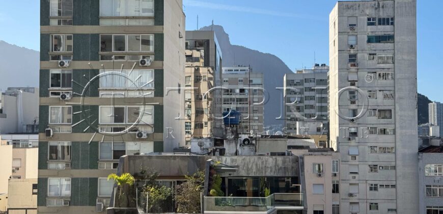Apartamento à Venda em Ipanema com 86m², 2 Suítes e Vista Lateral para o Mar