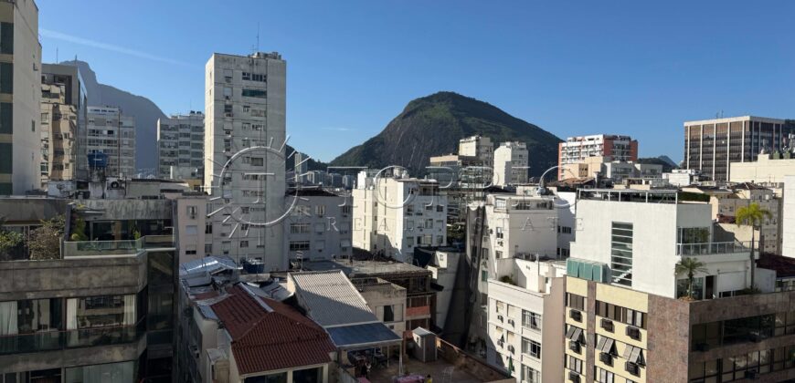 Apartamento à Venda em Ipanema com 86m², 2 Suítes e Vista Lateral para o Mar
