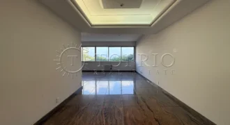 Apartamento à Venda em Ipanema com 157 m², 3 Quartos, 2 Vagas e Sol da Manhã