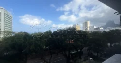 Apartamento à Venda em Ipanema com 157 m², 3 Quartos, 2 Vagas e Sol da Manhã