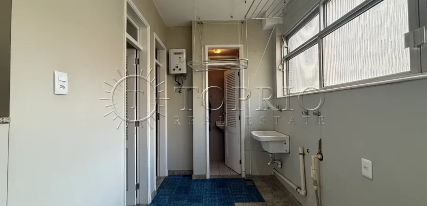 Apartamento à Venda em Ipanema com 157 m², 3 Quartos, 2 Vagas e Sol da Manhã