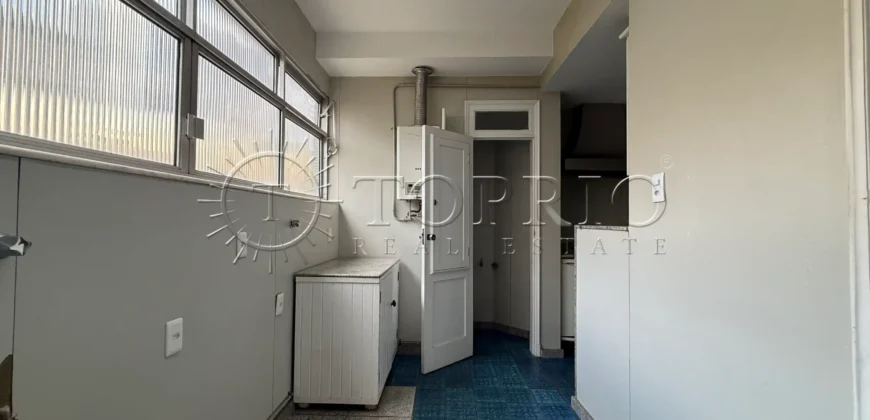 Apartamento à Venda em Ipanema com 157 m², 3 Quartos, 2 Vagas e Sol da Manhã