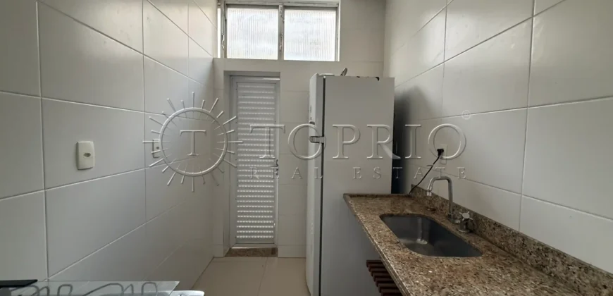 Apartamento à Venda em Ipanema com 157 m², 3 Quartos, 2 Vagas e Sol da Manhã