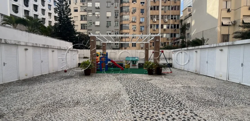 Apartamento à Venda em Ipanema com 157 m², 3 Quartos, 2 Vagas e Sol da Manhã