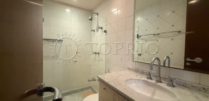 Apartamento à Venda no Leblon com 209 m², Varandão e 3 Vagas