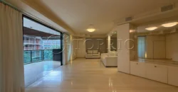 Apartamento à Venda no Leblon com 209 m², Varandão e 3 Vagas