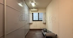 Apartamento à Venda no Leblon com 209 m², Varandão e 3 Vagas
