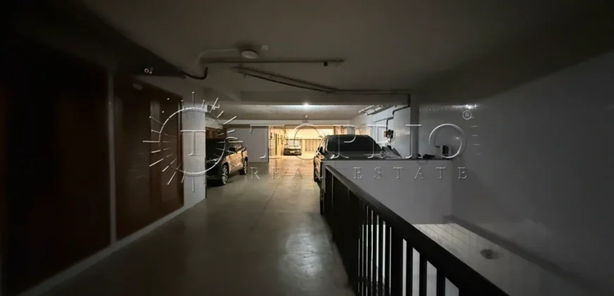 Apartamento à Venda no Leblon com 209 m², Varandão e 3 Vagas