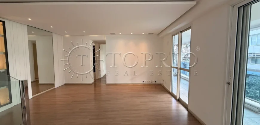 Cobertura Duplex à Venda no Leblon com 176 m², Piscina e 3 Vagas