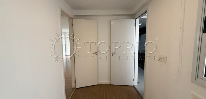 Cobertura Duplex à Venda no Leblon com 176 m², Piscina e 3 Vagas