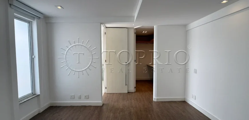 Cobertura Duplex à Venda no Leblon com 176 m², Piscina e 3 Vagas