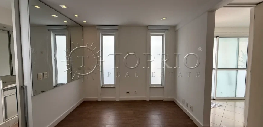 Cobertura Duplex à Venda no Leblon com 176 m², Piscina e 3 Vagas