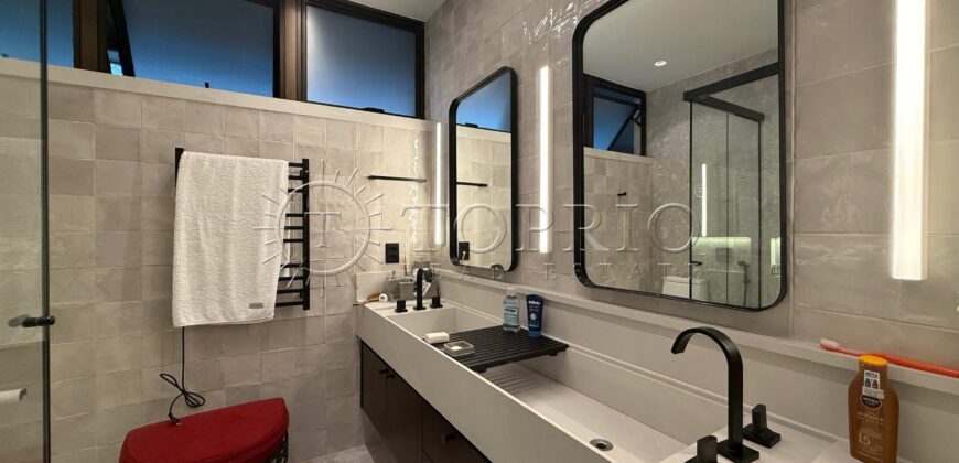 Apartamento de Luxo à Venda em Copacabana – 371 m², 4 Suítes, Frente Mar e Vista para o Forte de Copacabana