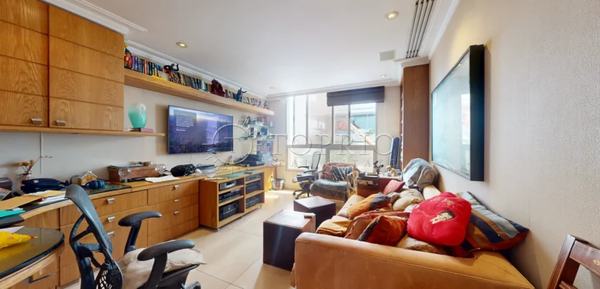 Apartamento linear de 322 m² à venda na Avenida Vieira Souto, em Ipanema,