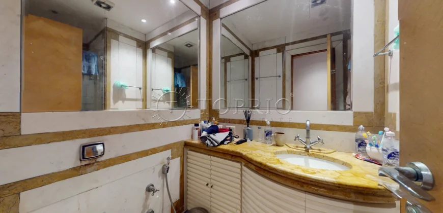 Apartamento linear de 322 m² à venda na Avenida Vieira Souto, em Ipanema,