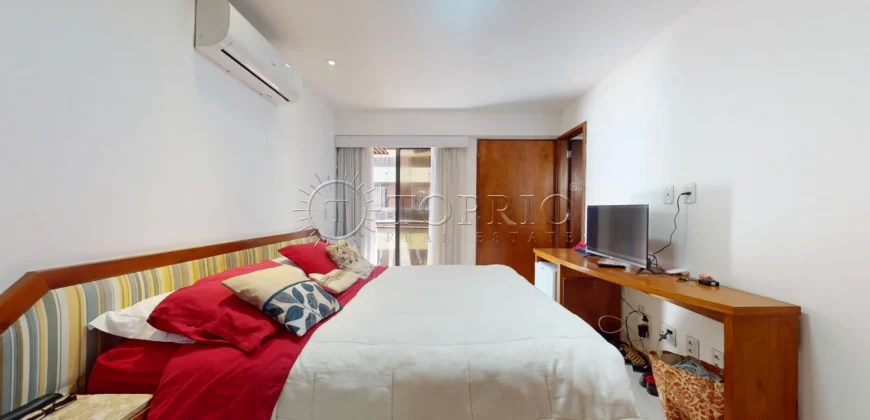 Apartamento 94 m² reformado com vista mar à venda em Ipanema