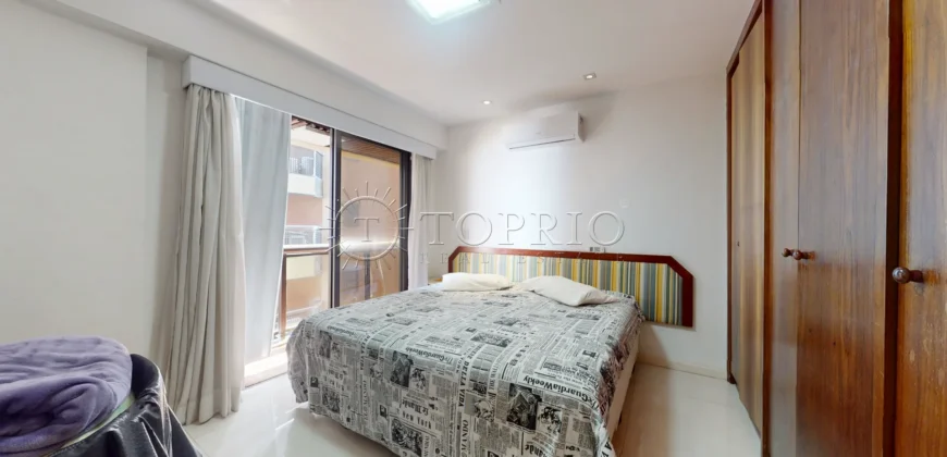Apartamento 94 m² reformado com vista mar à venda em Ipanema