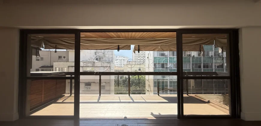Apartamento 240 m² à venda no Leblon | 4 quartos e 3 vagas