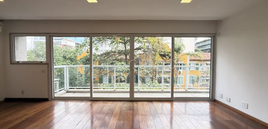 Apartamento 159 m² reformado à venda em Ipanema | 3 quartos