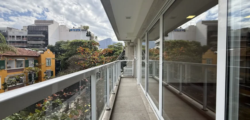 Apartamento 159 m² reformado à venda em Ipanema | 3 quartos