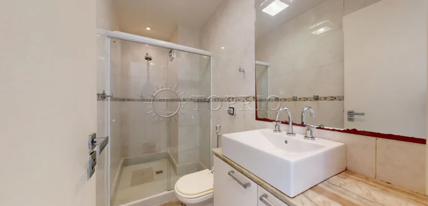 Cobertura linear 145 m² reformada à venda em Ipanema | 3 quartos
