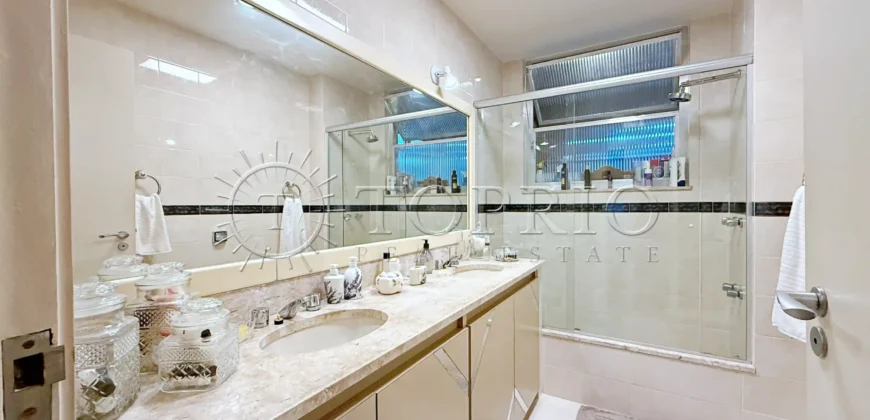 Apartamento de 180 m² no Leblon com 3 quartos e 2 vagas