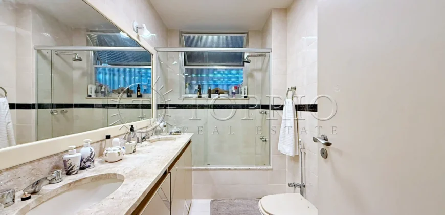 Apartamento de 180 m² no Leblon com 3 quartos e 2 vagas