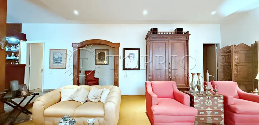 Apartamento de 180 m² no Leblon com 3 quartos e 2 vagas