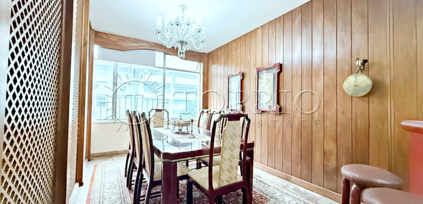 Apartamento de 180 m² no Leblon com 3 quartos e 2 vagas