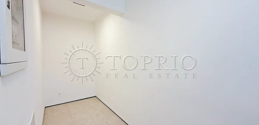 Cobertura triplex de 264 m² no Leblon com piscina e vista para o Morro Dois Irmãos