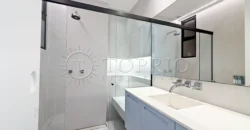 Cobertura triplex de 264 m² no Leblon com piscina e vista para o Morro Dois Irmãos