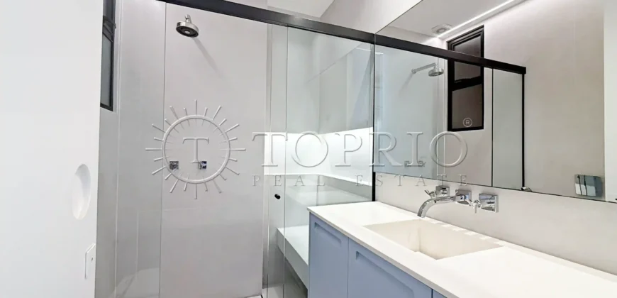 Cobertura triplex de 264 m² no Leblon com piscina e vista para o Morro Dois Irmãos