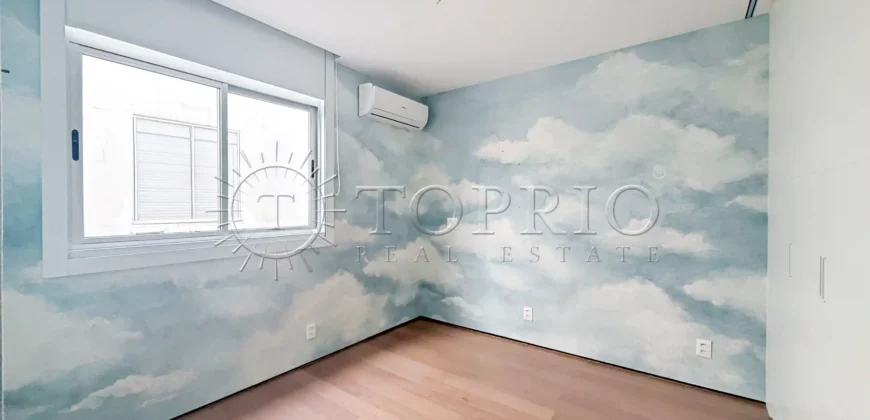 Cobertura triplex de 264 m² no Leblon com piscina e vista para o Morro Dois Irmãos