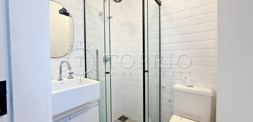 Cobertura triplex de 264 m² no Leblon com piscina e vista para o Morro Dois Irmãos