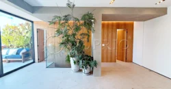 Cobertura triplex de 264 m² no Leblon com piscina e vista para o Morro Dois Irmãos