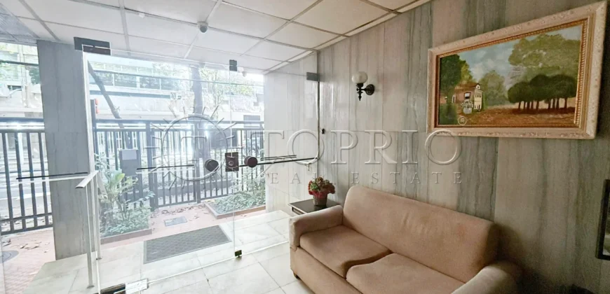 Cobertura triplex de 264 m² no Leblon com piscina e vista para o Morro Dois Irmãos